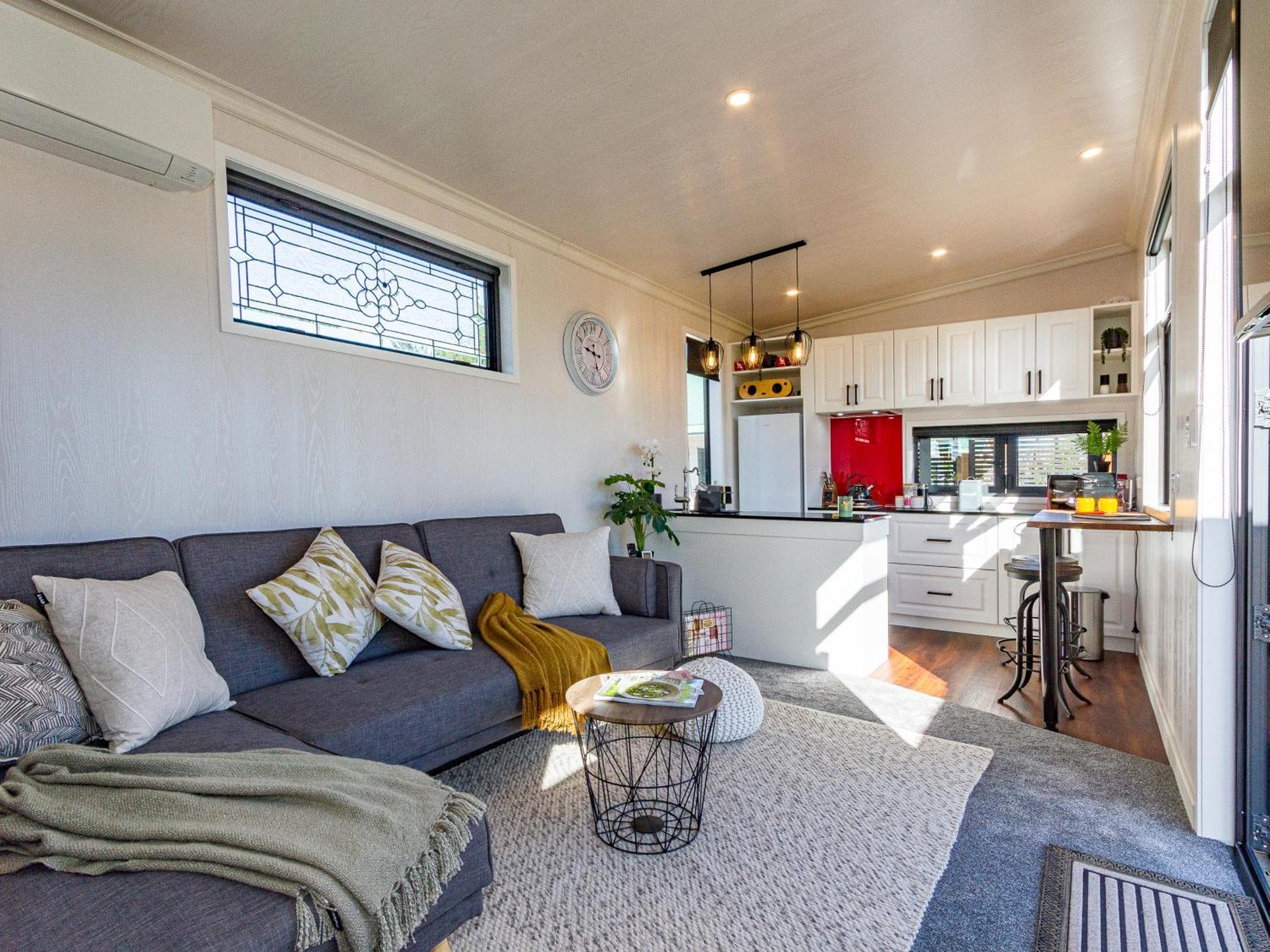 Mangateitei Views - Rangataua Tiny Home Охакуне Экстерьер фото